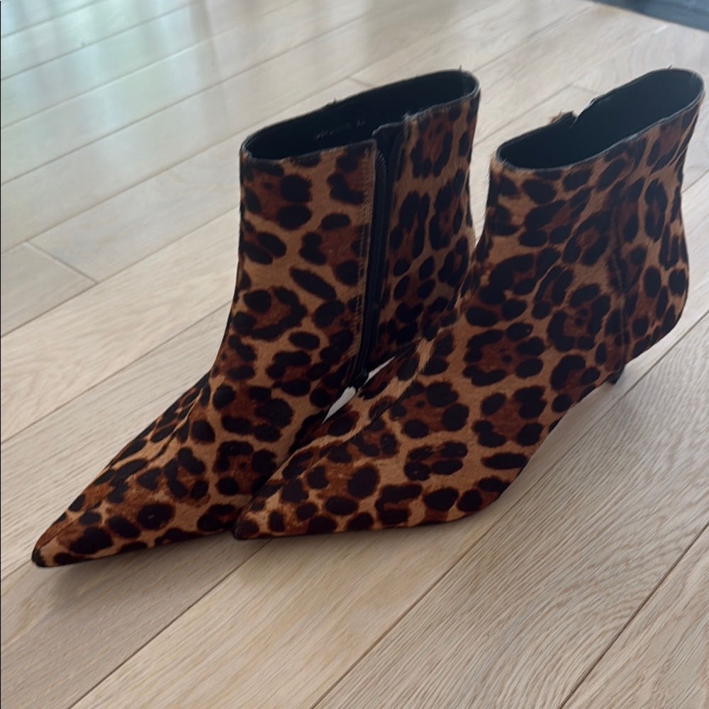 Gianni Bini Georgina booties
- Brown and Black Ankle Boots with Real Bovine Hair